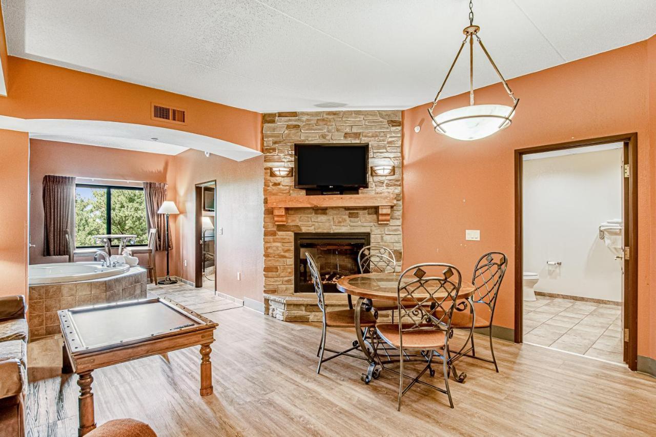Apartment Chula Vista Unit 2645 Wisconsin Dells